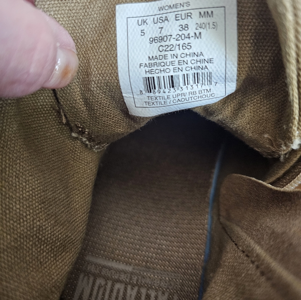 Palladium Olive Colored Canvas Ankle Boots. Size US 7 - Picture 6 of 7